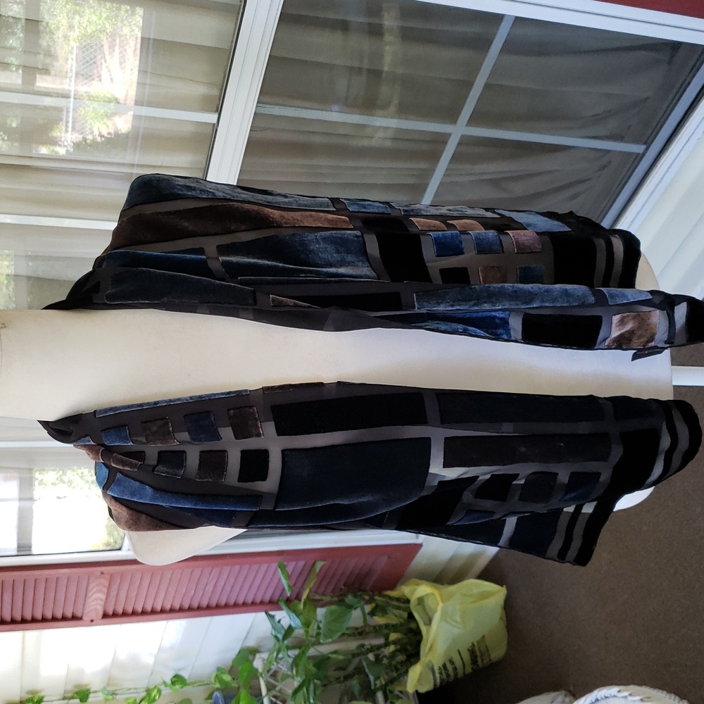 VALENTIN FRAAS Burnout Exquisite Modernist Silk ElegantScraf